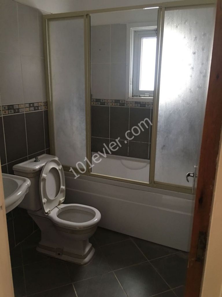 Flat To Rent in Girne Merkez, Kyrenia