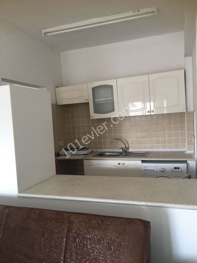 Flat To Rent in Girne Merkez, Kyrenia