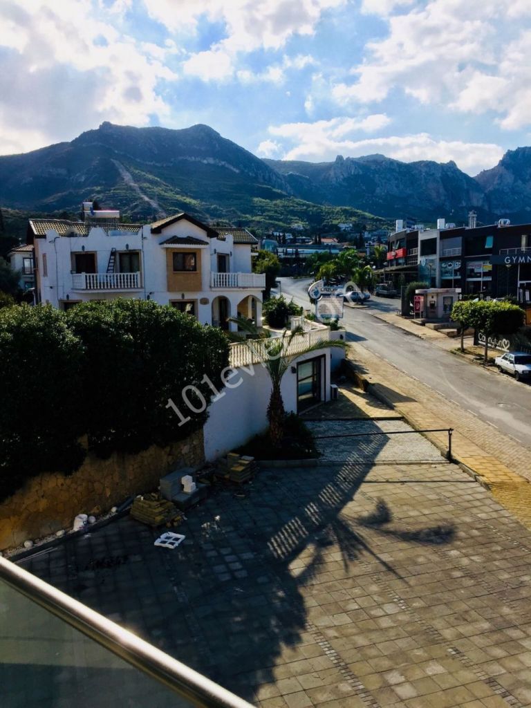 Flat To Rent in Girne Merkez, Kyrenia