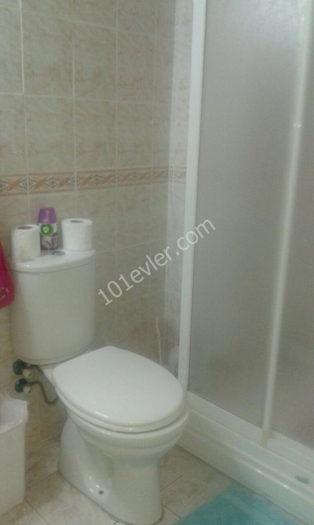 GİRNE MERKEZ'DE SATILIK 2+1 DAİRE