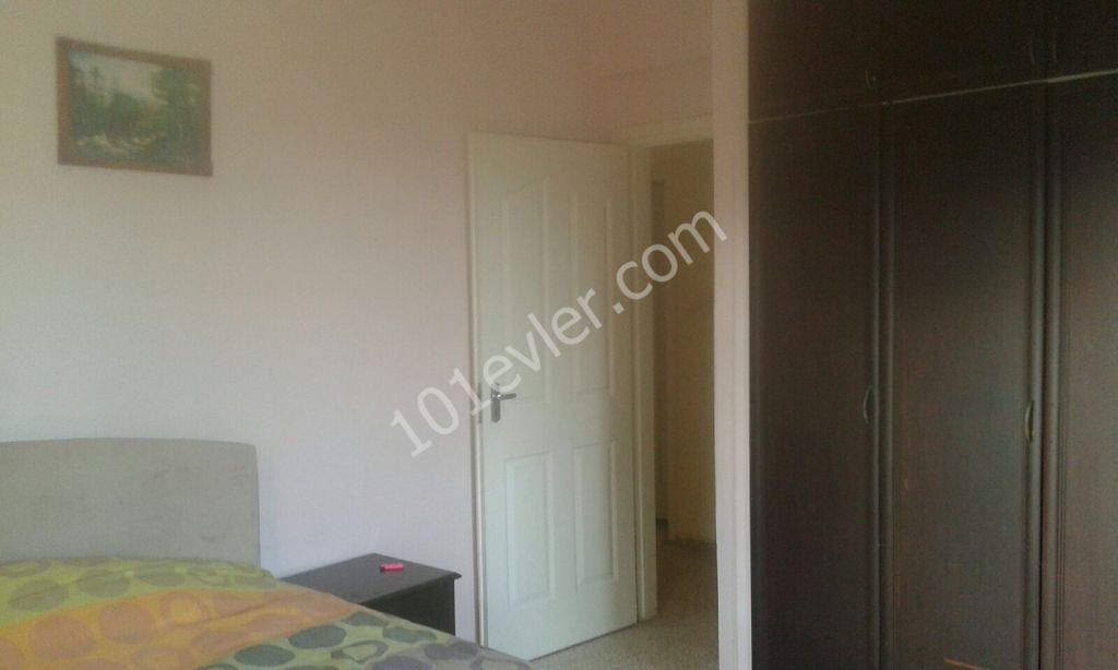 GİRNE MERKEZ'DE SATILIK 2+1 DAİRE