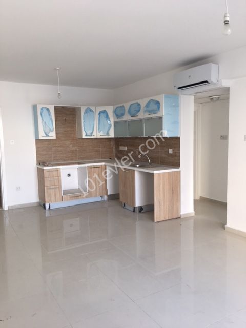 GİRNE MERKEZ'DE SATILIK 2+1 DAİRE