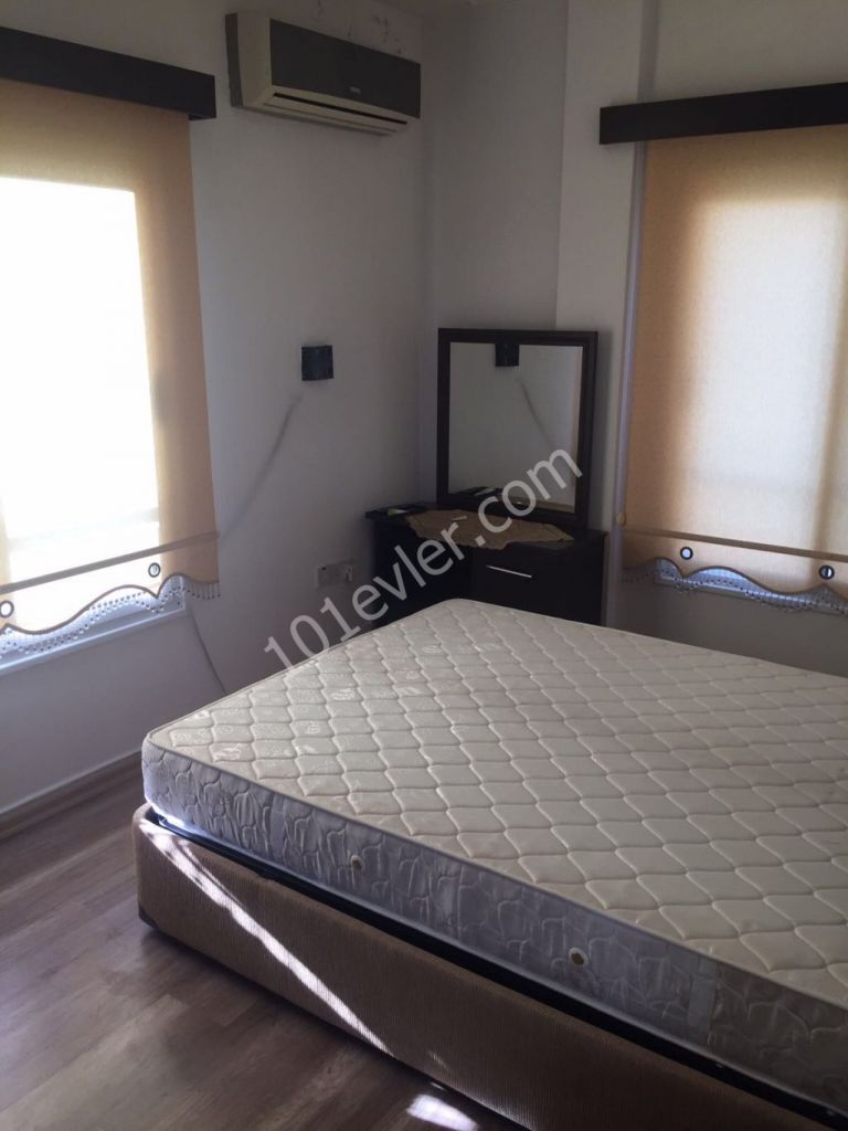 Flat To Rent in Girne Merkez, Kyrenia