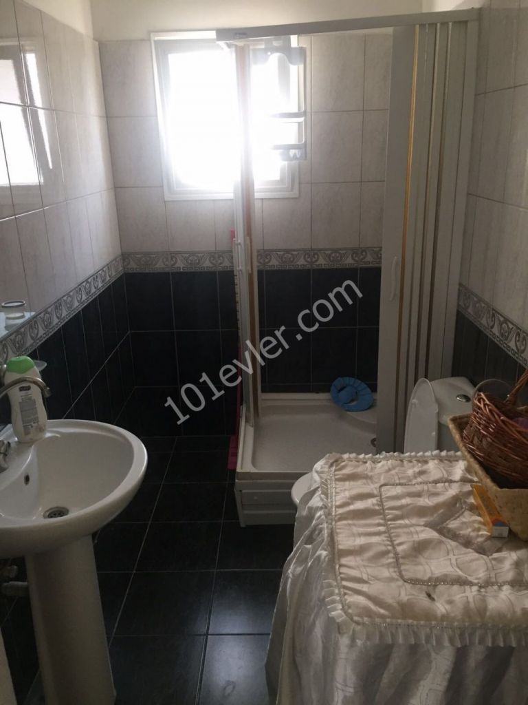 Flat To Rent in Girne Merkez, Kyrenia