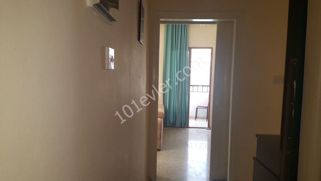 Flat To Rent in Girne Merkez, Kyrenia