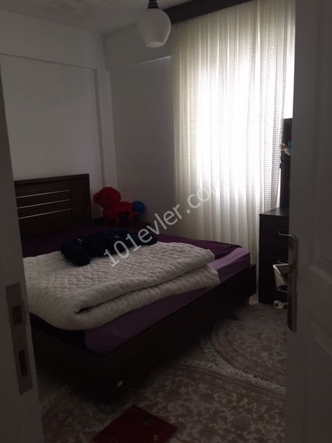 GİRNE MERKEZ'DE SATILIK 2+1 DAİRE