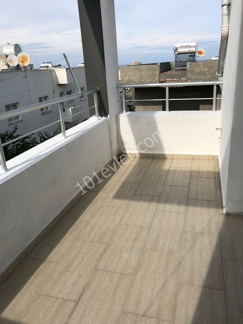 Flat To Rent in Girne Merkez, Kyrenia