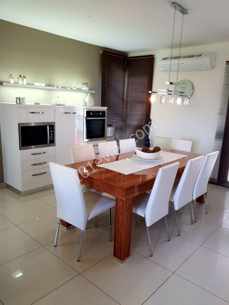 Flat For Sale in Girne Merkez, Kyrenia