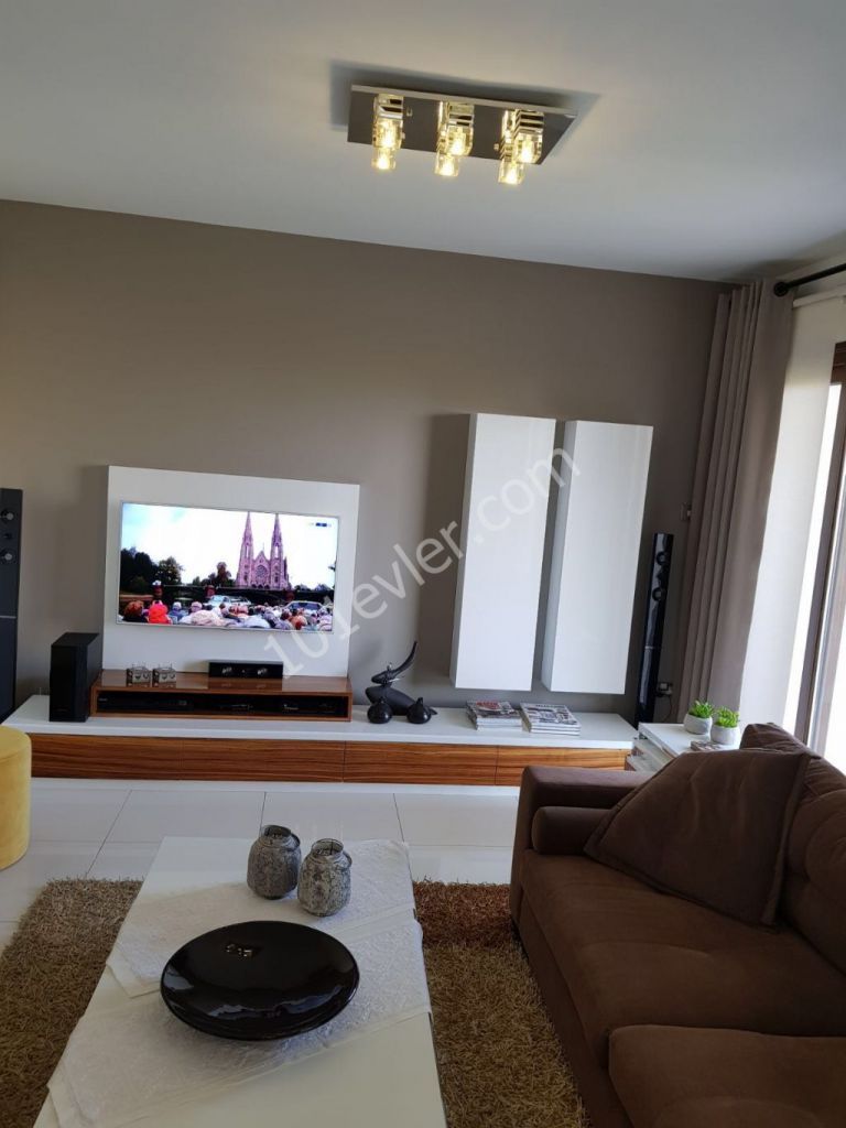 Flat For Sale in Girne Merkez, Kyrenia