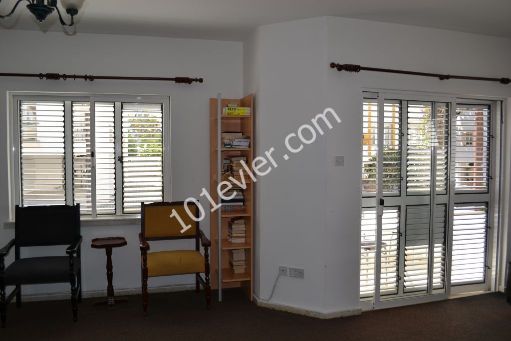 Flat For Sale in Girne Merkez, Kyrenia