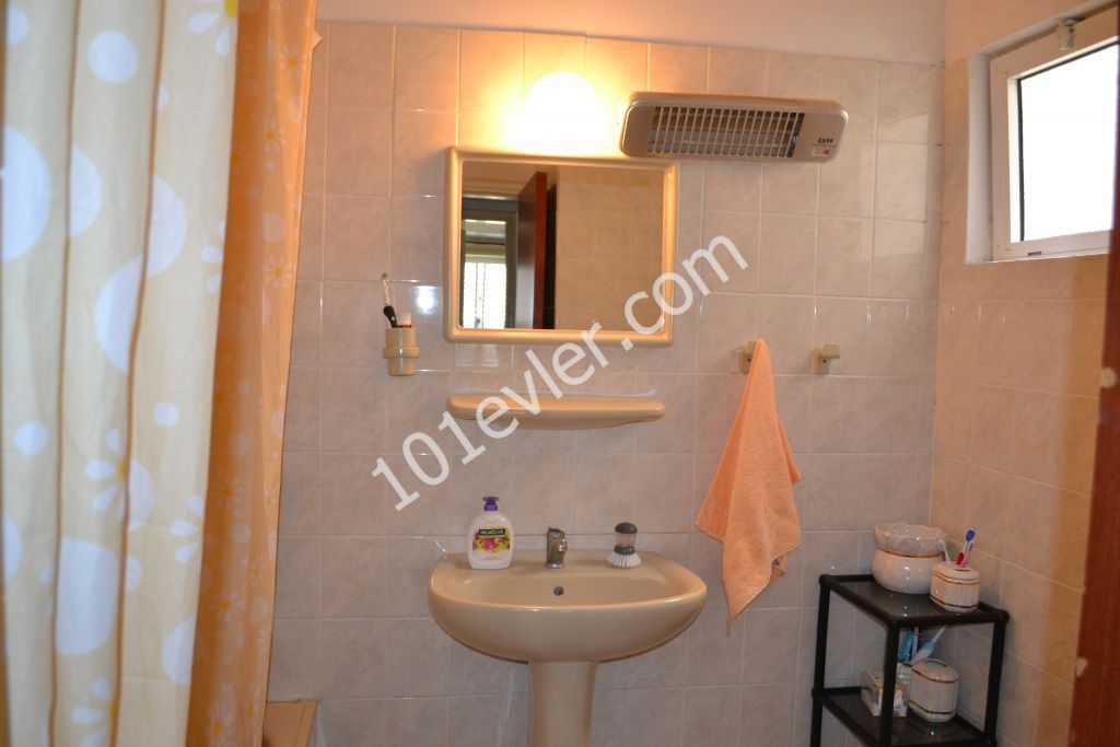 KIBRIS GİRNE'DE SATILIK 3+1 DAİRE