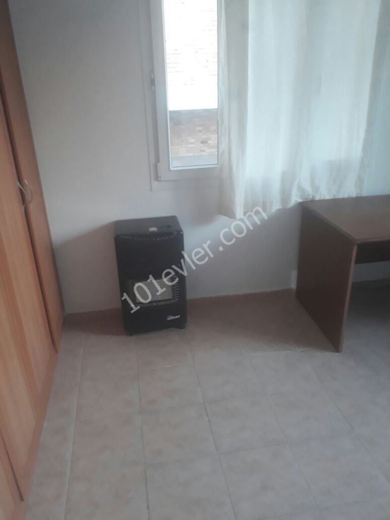 Flat To Rent in Girne Merkez, Kyrenia