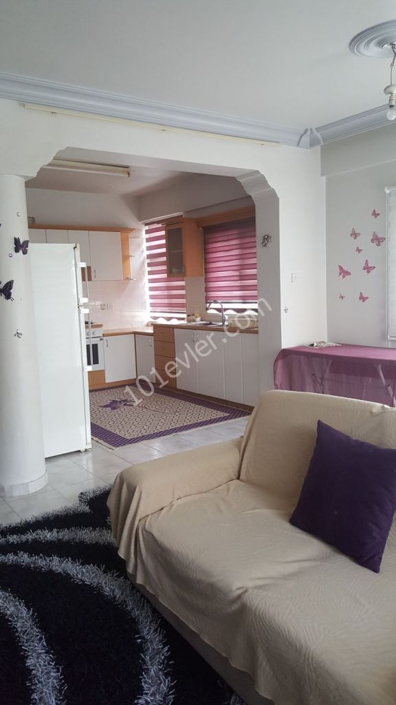 KIBRIS GİRNE'DE KİRALIK 3+1 DAİRE