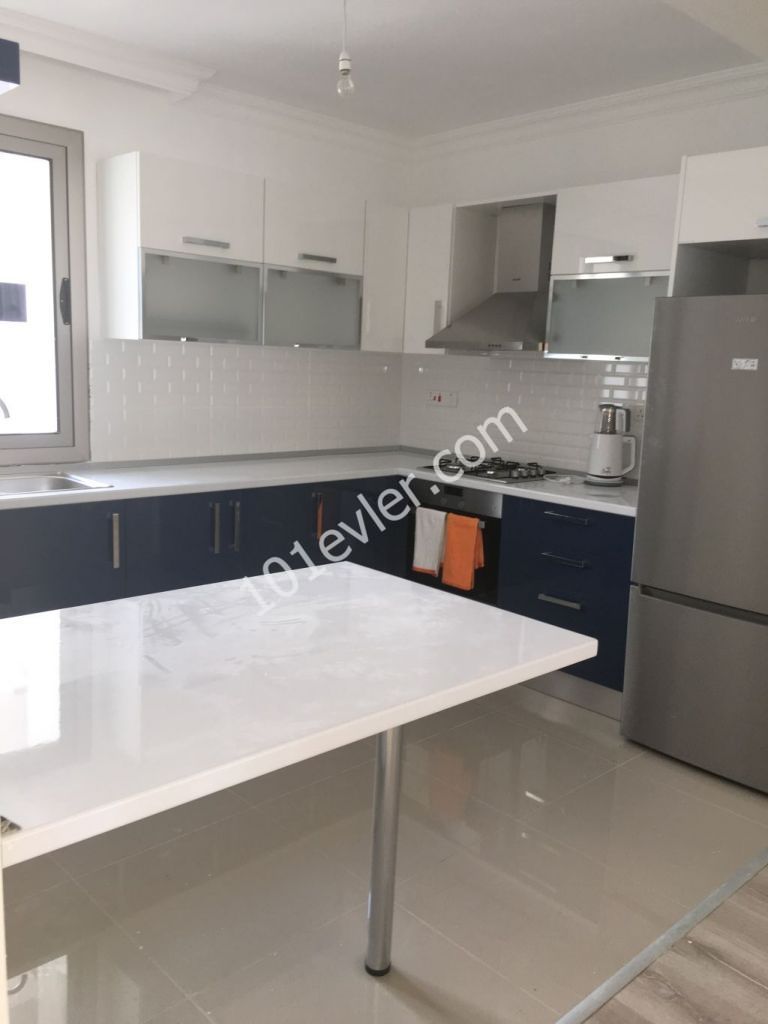 Flat To Rent in Girne Merkez, Kyrenia