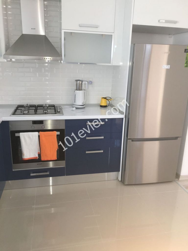 Flat To Rent in Girne Merkez, Kyrenia