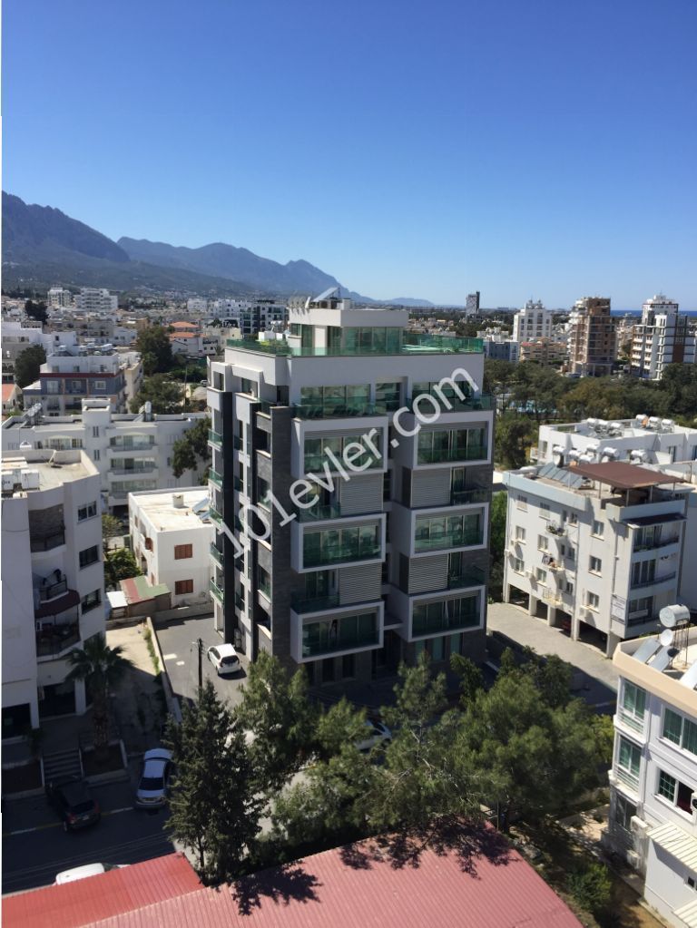 Flat To Rent in Girne Merkez, Kyrenia