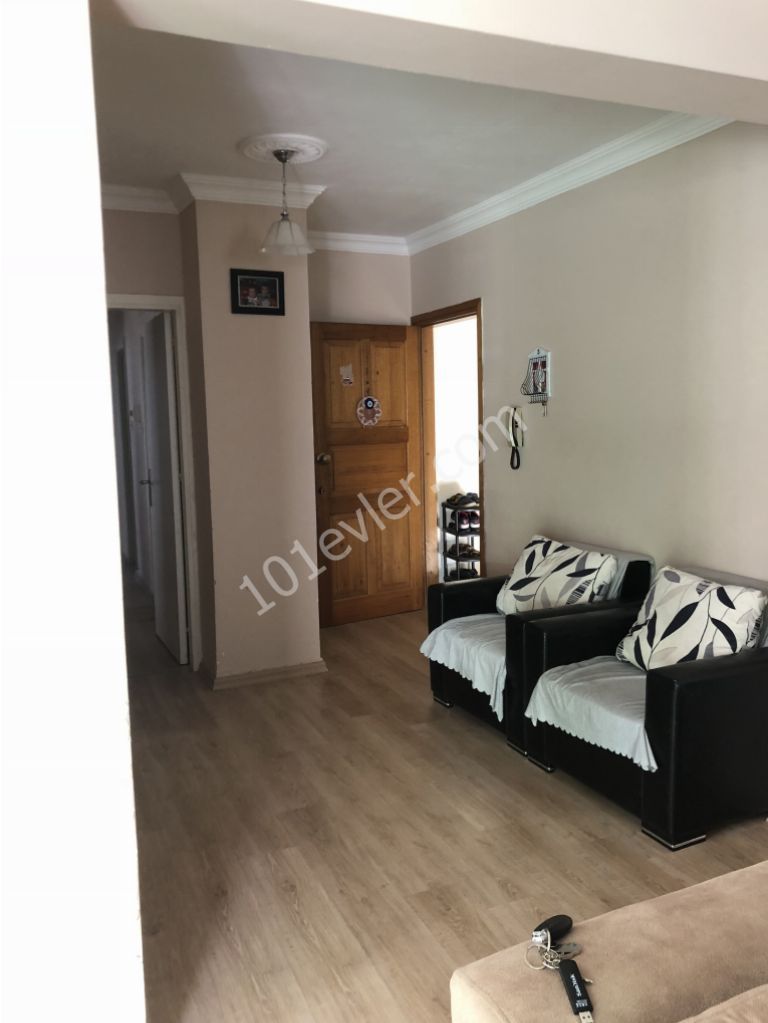 GIRNE LIMAN MEVKİİNDE 3+1 ÇOK BAKIMLI EŞYALI DAİRE