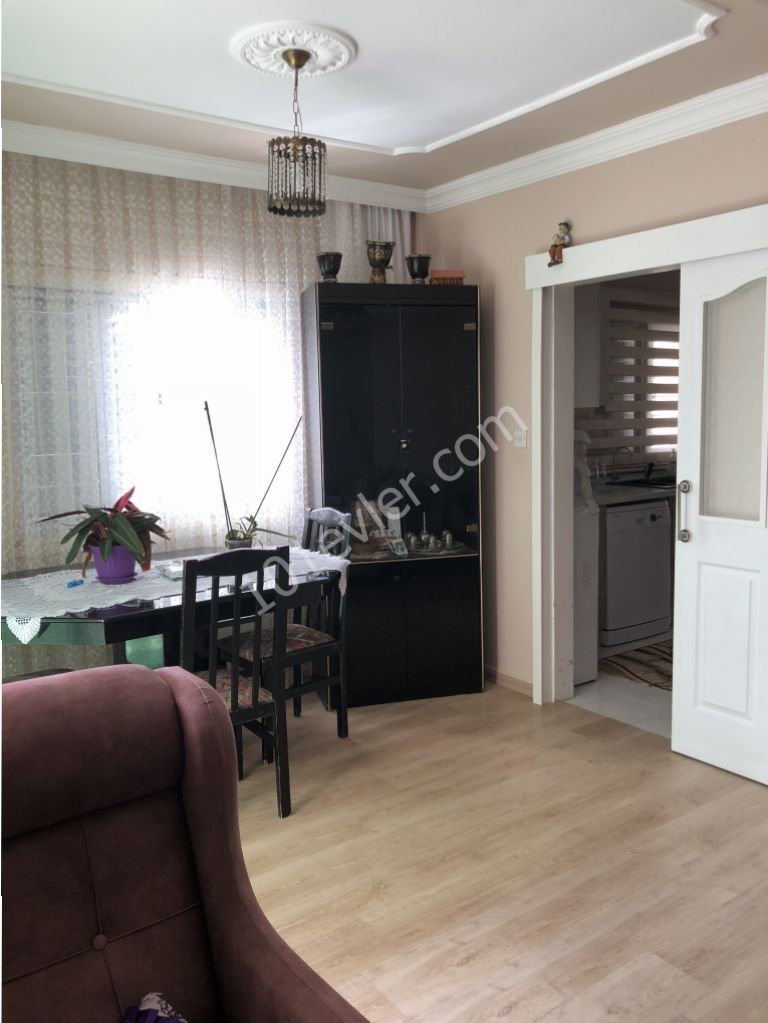 GIRNE LIMAN MEVKİİNDE 3+1 ÇOK BAKIMLI EŞYALI DAİRE