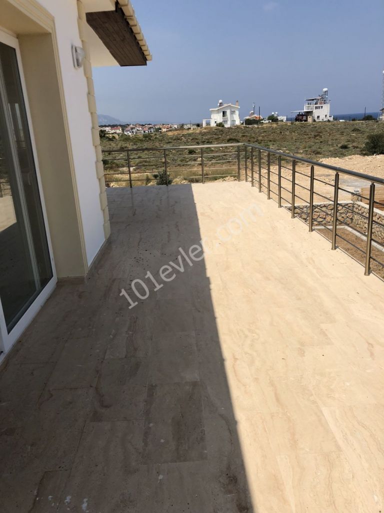 Villa For Sale in Karşıyaka, Kyrenia