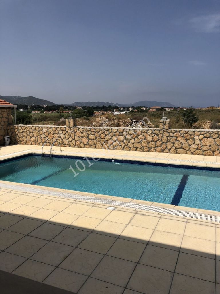 Villa For Sale in Karşıyaka, Kyrenia