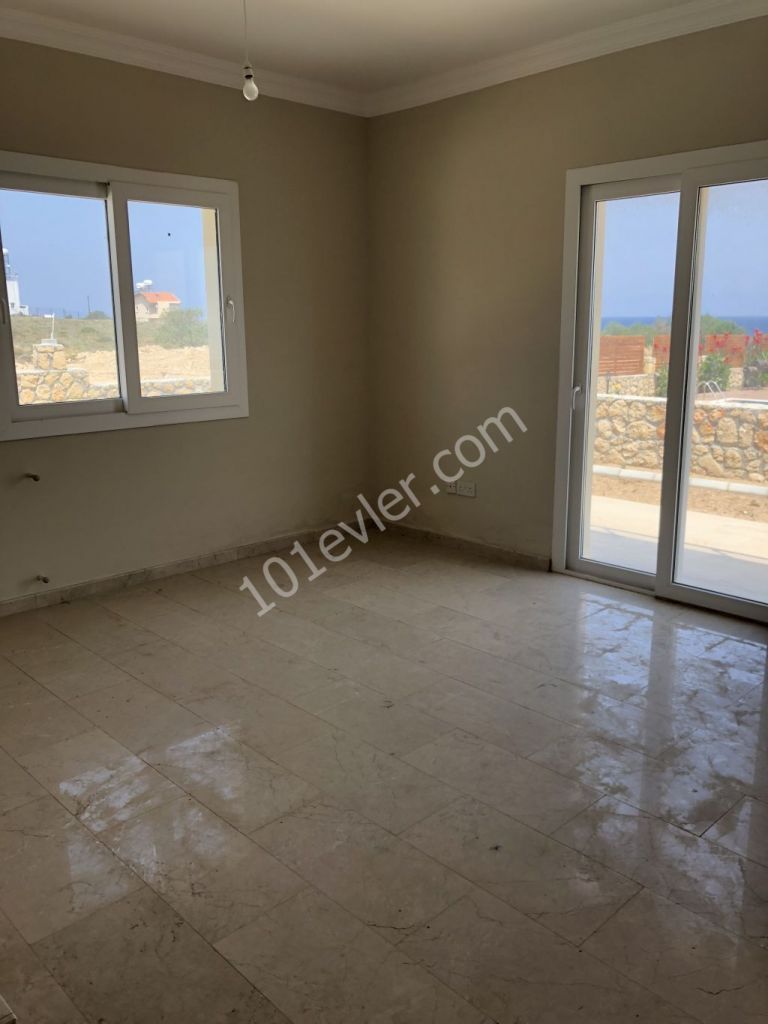 Villa To Rent in Karşıyaka, Kyrenia