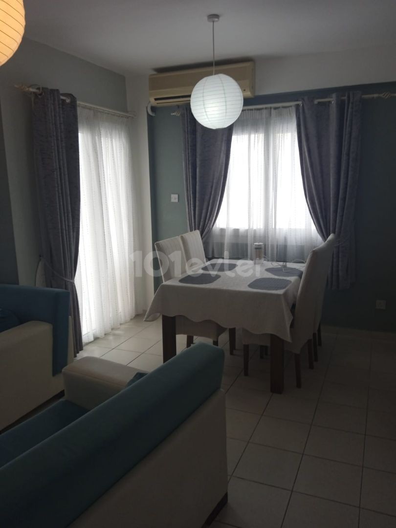 Kyrenia Alsancak. 3+1 flat, 2 bathrooms, within the complex. 1 floor.