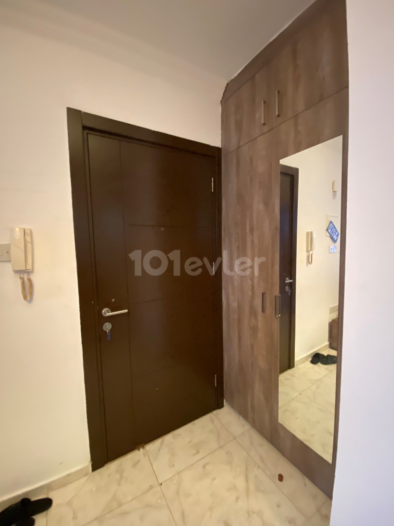 2+1 flat for sale in Kyrenia center