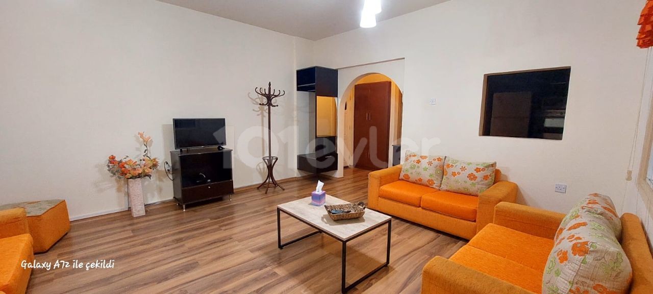 SPACIOUS FULLY FURNISHED 3+1 FLAT SUITABLE FOR FAMILY LIFE IN FAMAGUSTA CENTER CLOSE TO ONDER SHOPPING MALL