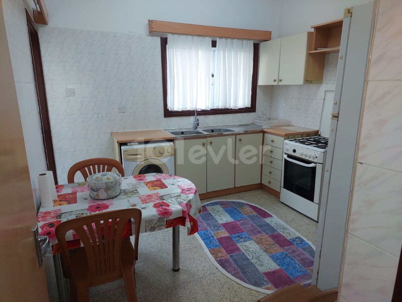 FULLY FURNISHED 3+1 FLAT FOR RENT, SUITABLE FOR FAMILY LIFE WITH 6 MONTHS PAYMENT IN CASH