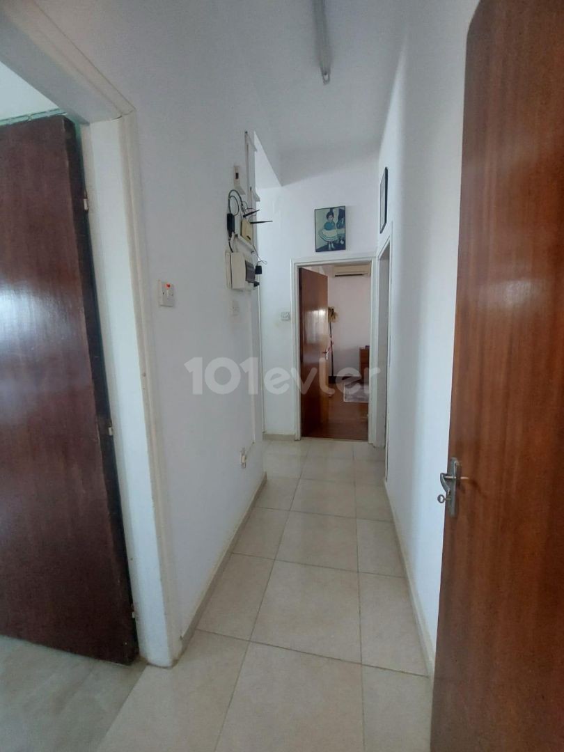 3+1 SEMI-DETACHED HOUSE FOR SALE