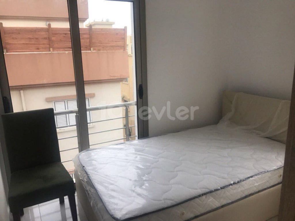 KARAKOL BÖLGESİNDE TEMİZ APARTMANDA 6 AY ÖDEMELİ 2+1 KİRALIK DAİRE