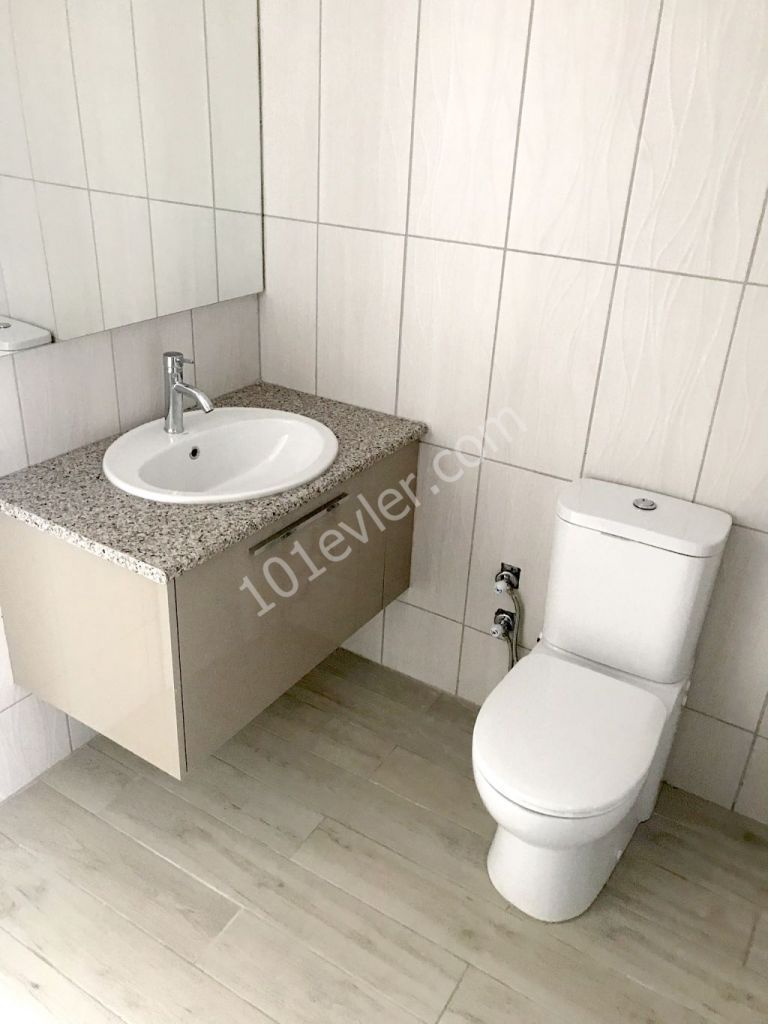 Flat To Rent in Küçük Kaymaklı, Nicosia