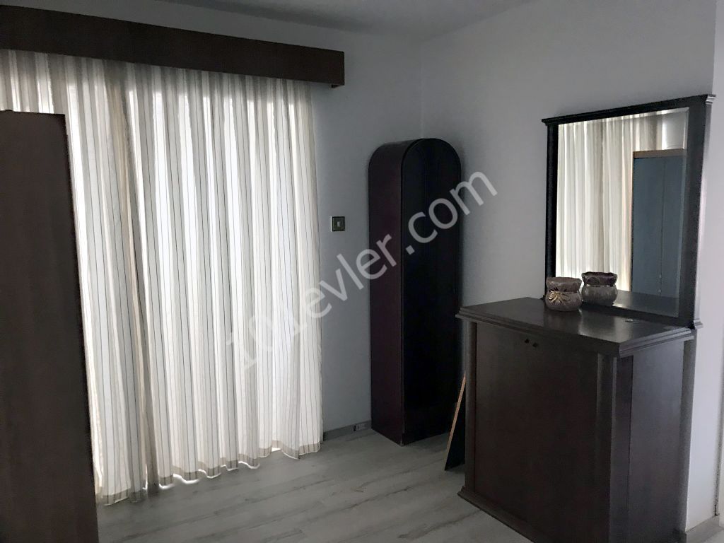 Flat To Rent in Köşklüçiftlik, Nicosia