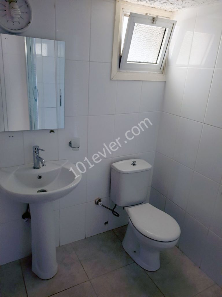 Flat To Rent in Köşklüçiftlik, Nicosia