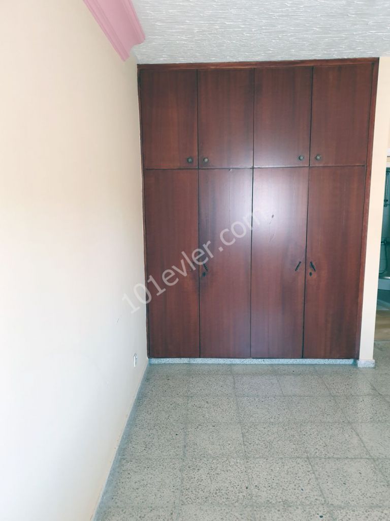 Flat To Rent in Köşklüçiftlik, Nicosia