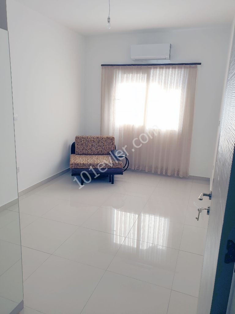 Flat To Rent in Küçük Kaymaklı, Nicosia