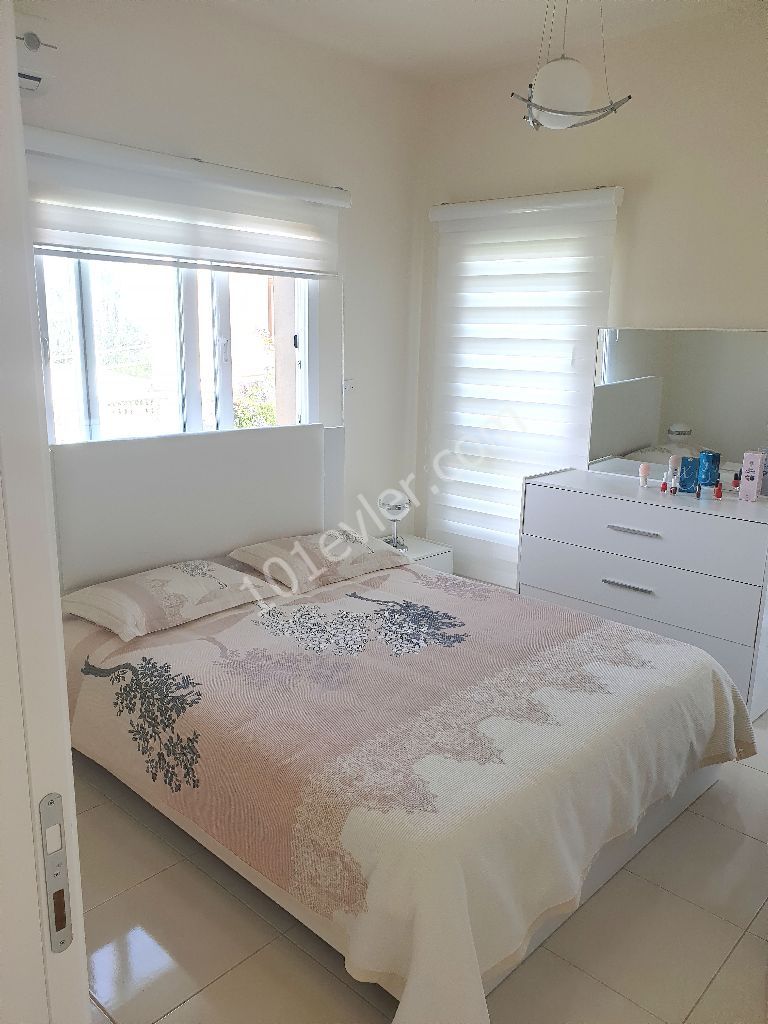 Flat To Rent in Alsancak, Kyrenia