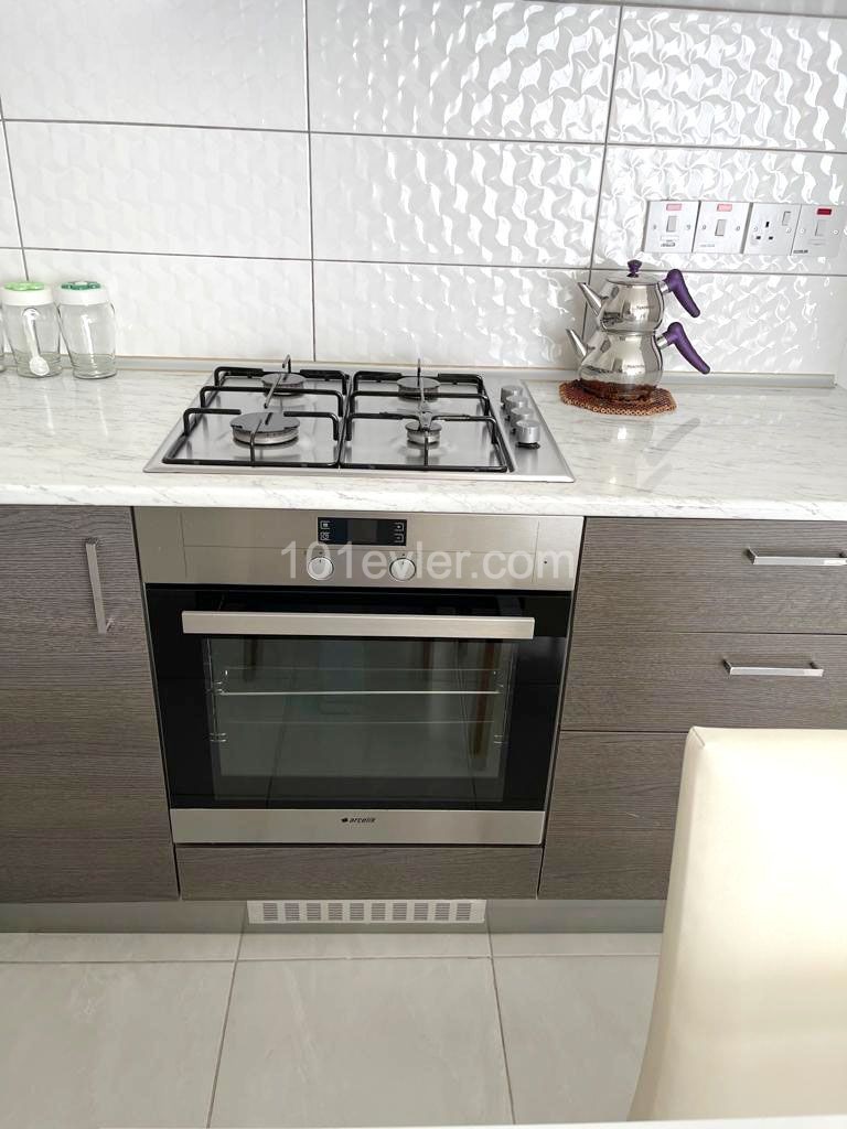 Küçük Kaymaklı'da 2+1 Full Eşyalı Kiralık Daire.