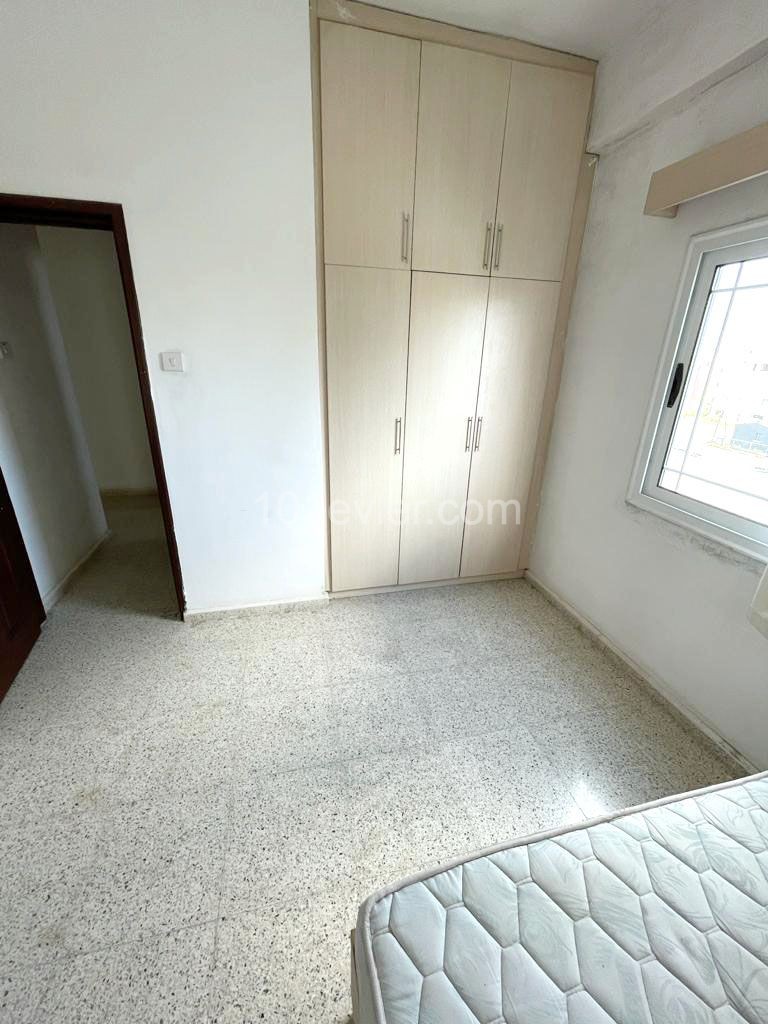 Küçük Kaymaklı'da 2+1 Kiralık Daire.