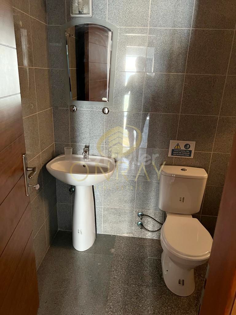 Ortaköy'de 1+1 Geniş Teraslı Full Eşyalı Daire.