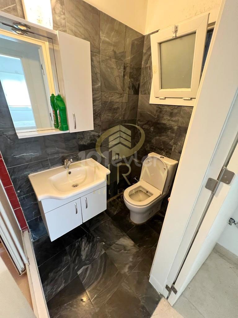 Küçük Kaymaklı'da 2+1 Full Eşyalı Kiralık Daire