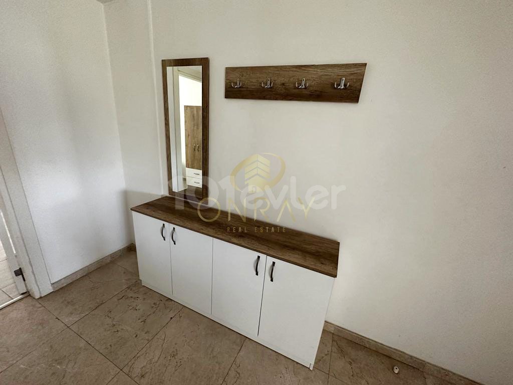 Küçük Kaymaklı'da 2+1 Full Eşyalı Kiralık Daire