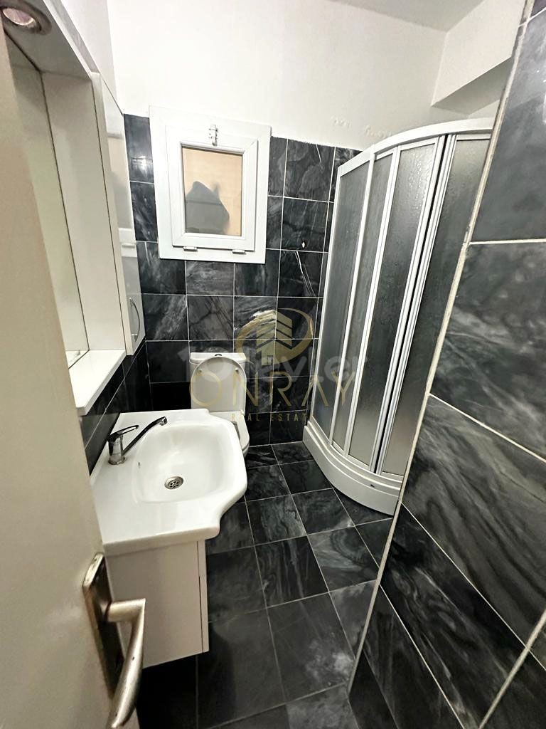 Küçük Kaymaklı'da 2+1 Full Eşyalı Kiralık Daire