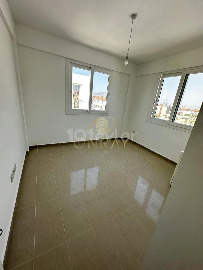 2+1 Unfurnished Flat for Rent in Gönyeli