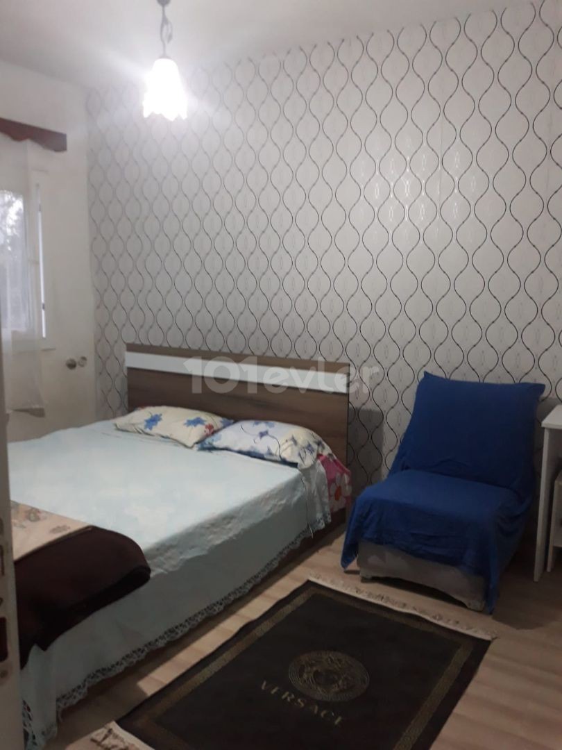 NICOSIA GÖNYELİ 2+1 WOHNUNG ZU VERMIETEN