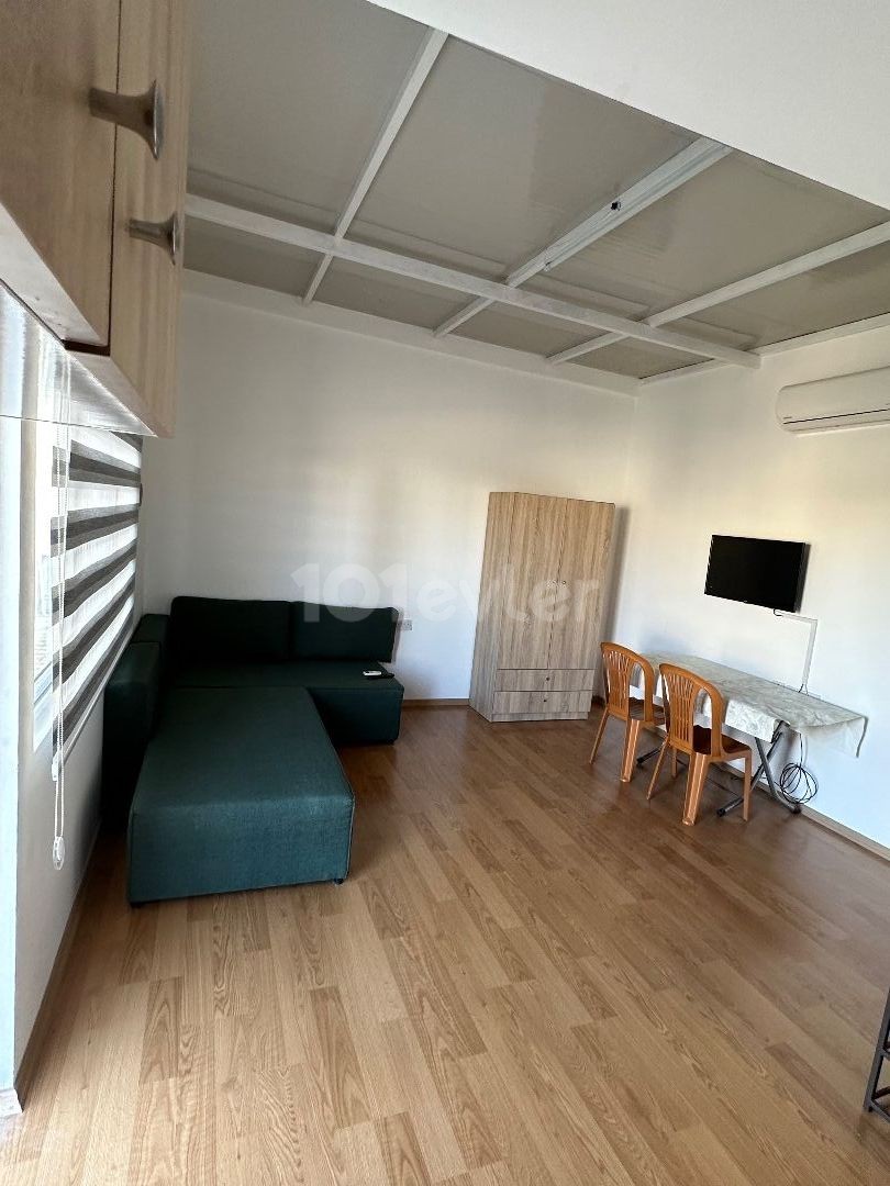 LEFKOŞA, HOSPOLATTA 1+0 TEMİZ DAİRE 