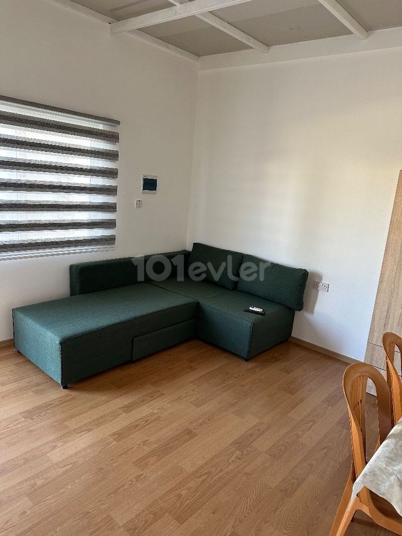 LEFKOŞA, HOSPOLATTA 1+0 TEMİZ DAİRE 