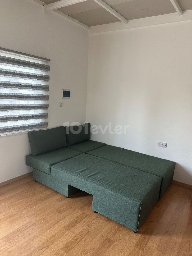 LEFKOŞA, HOSPOLATTA 1+0 TEMİZ DAİRE 