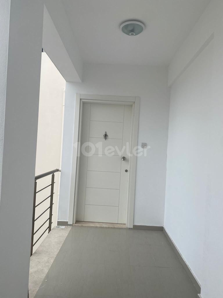 NICOSIA, GÖNYELİ 2+1 FLAT FOR RENT