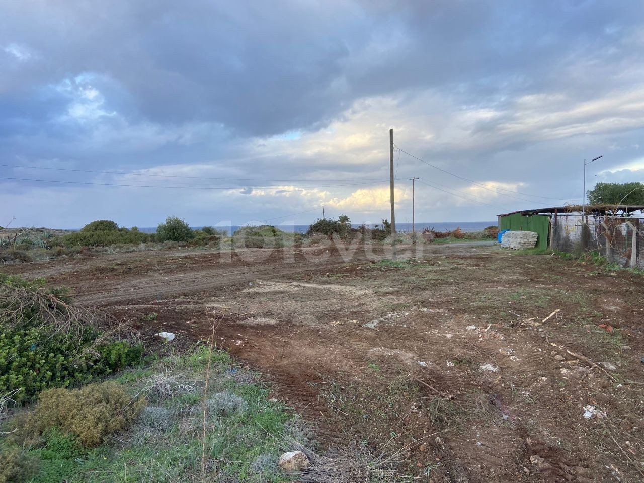 100% 2 storey zoned land on the Denia side of Karşıyaka